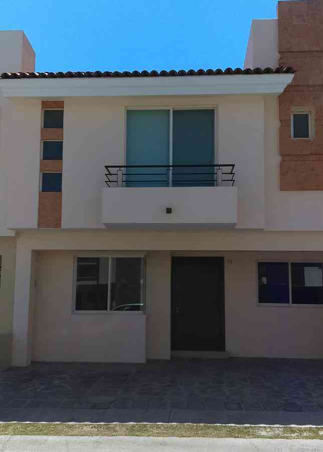 casa en renta avenida santa margarita valle esmeralda zapopan jalisco p9Fp2wP
